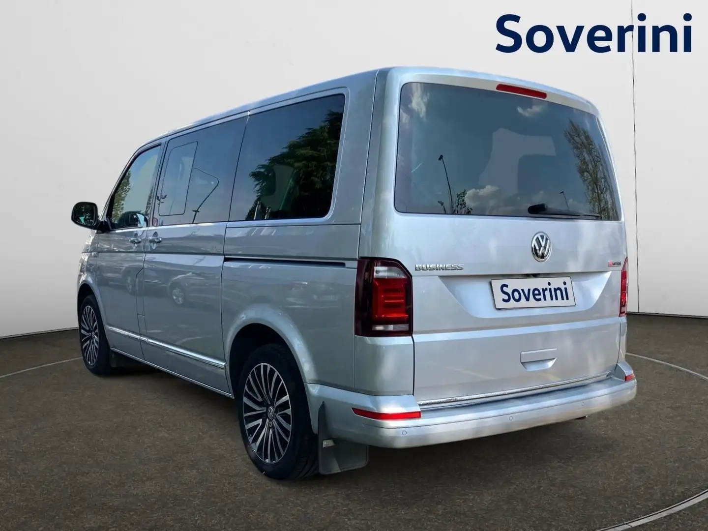 Volkswagen T6 Multivan 2.0 TDI 199CV DSG 4Motion Highline Argento - 2
