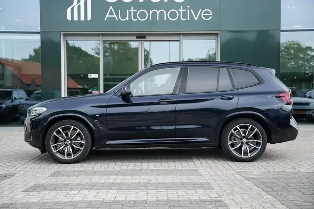 BMW X3 view 5