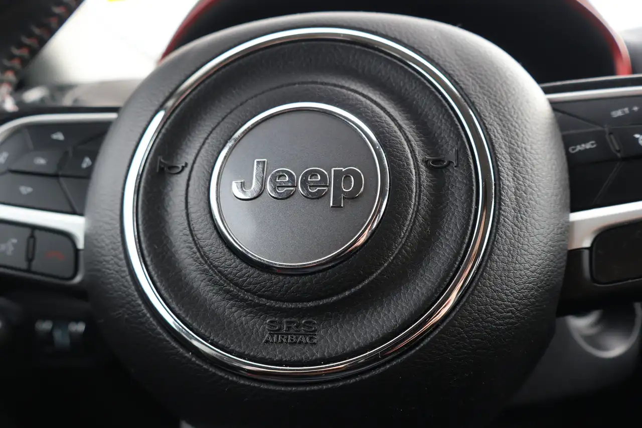 Jeep Compass снимка Jeep Compass