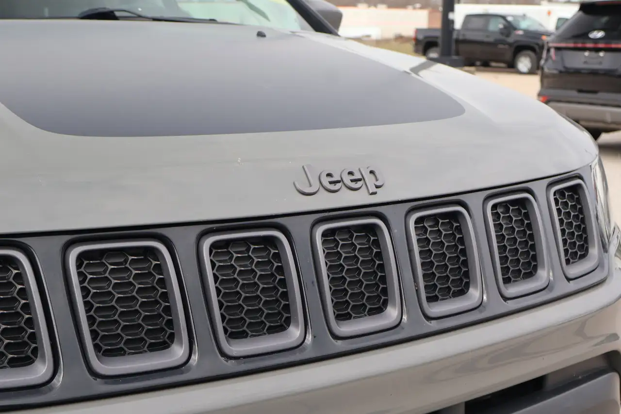 Jeep Compass снимка Jeep Compass