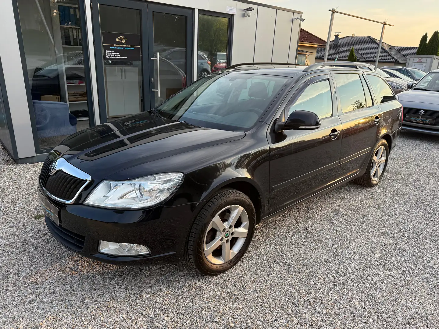 Skoda Octavia Combi 1,6 Twenty TDI DPF Schwarz - 1