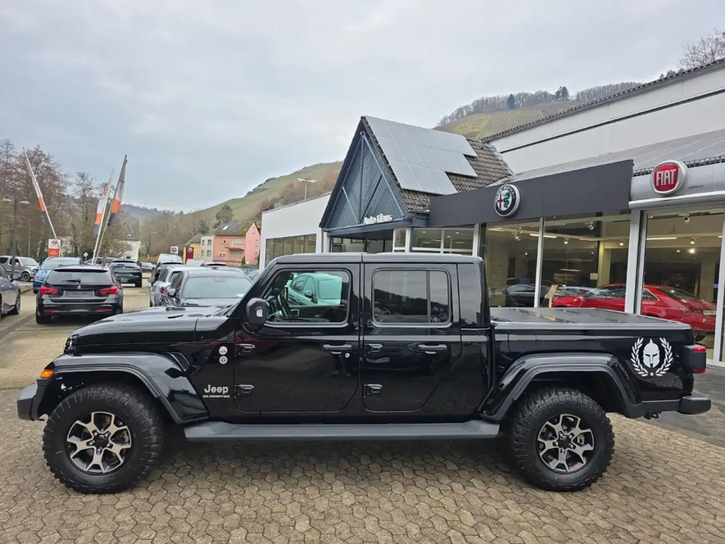 Jeep Gladiator Overland 3.0 CRD 4WD ACC Kamera SHZ Noir - 2