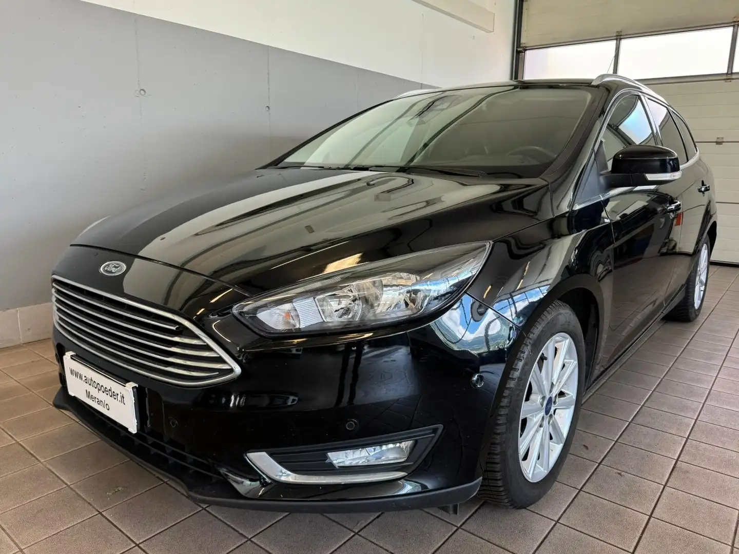 Ford Focus 1.5 TDCi 120 CV Start&Stop SW Titanium Noir - 1