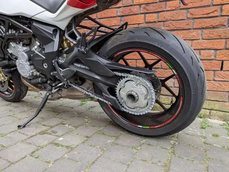 MV Agusta Brutale 800 - foto 6