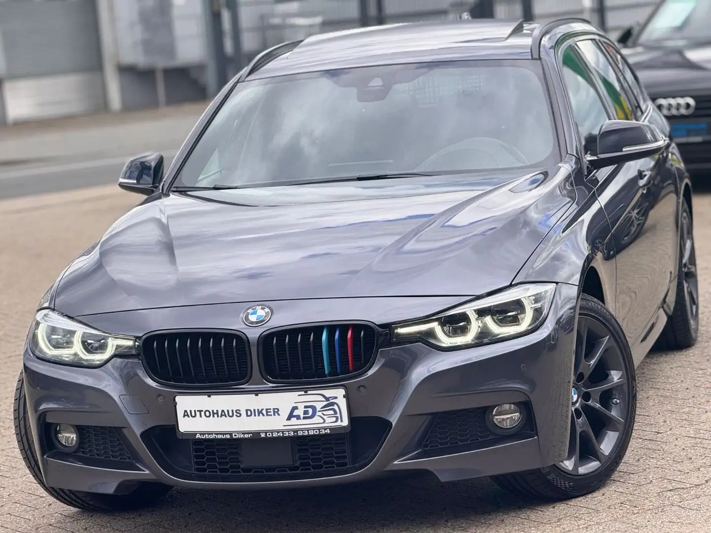 BMW 320 d xDrive M Sport Shadow Grau - 1