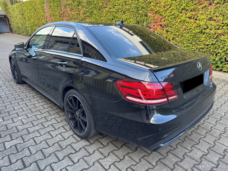 Mercedes-Benz E 63 AMG E 63 AMG S 4Matic*Driver-Pack*Comand*Carbon*H&K* — photo 3