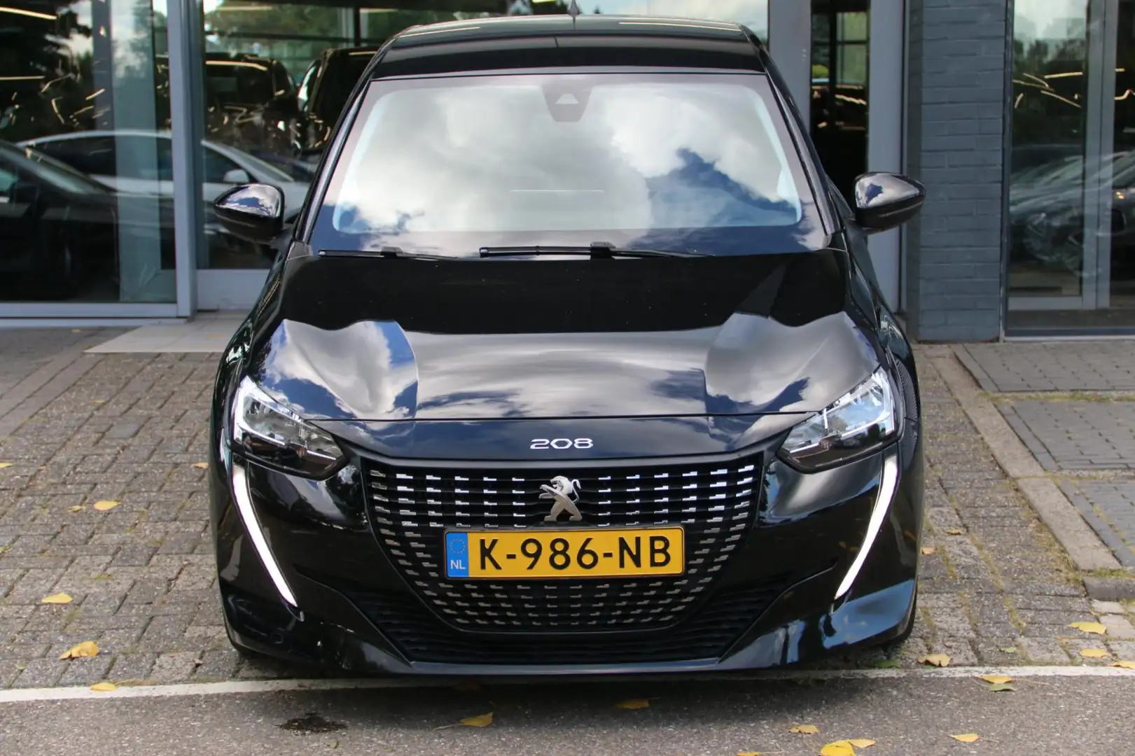 Peugeot 208 1.2 PureTech Blue Lease Allure Zwart - 2
