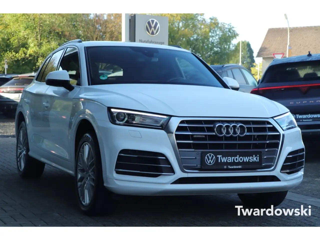 Audi Q5 40TDI S-Line Alcantara Memory Tempomat 1.Hand — photo 1 of 21