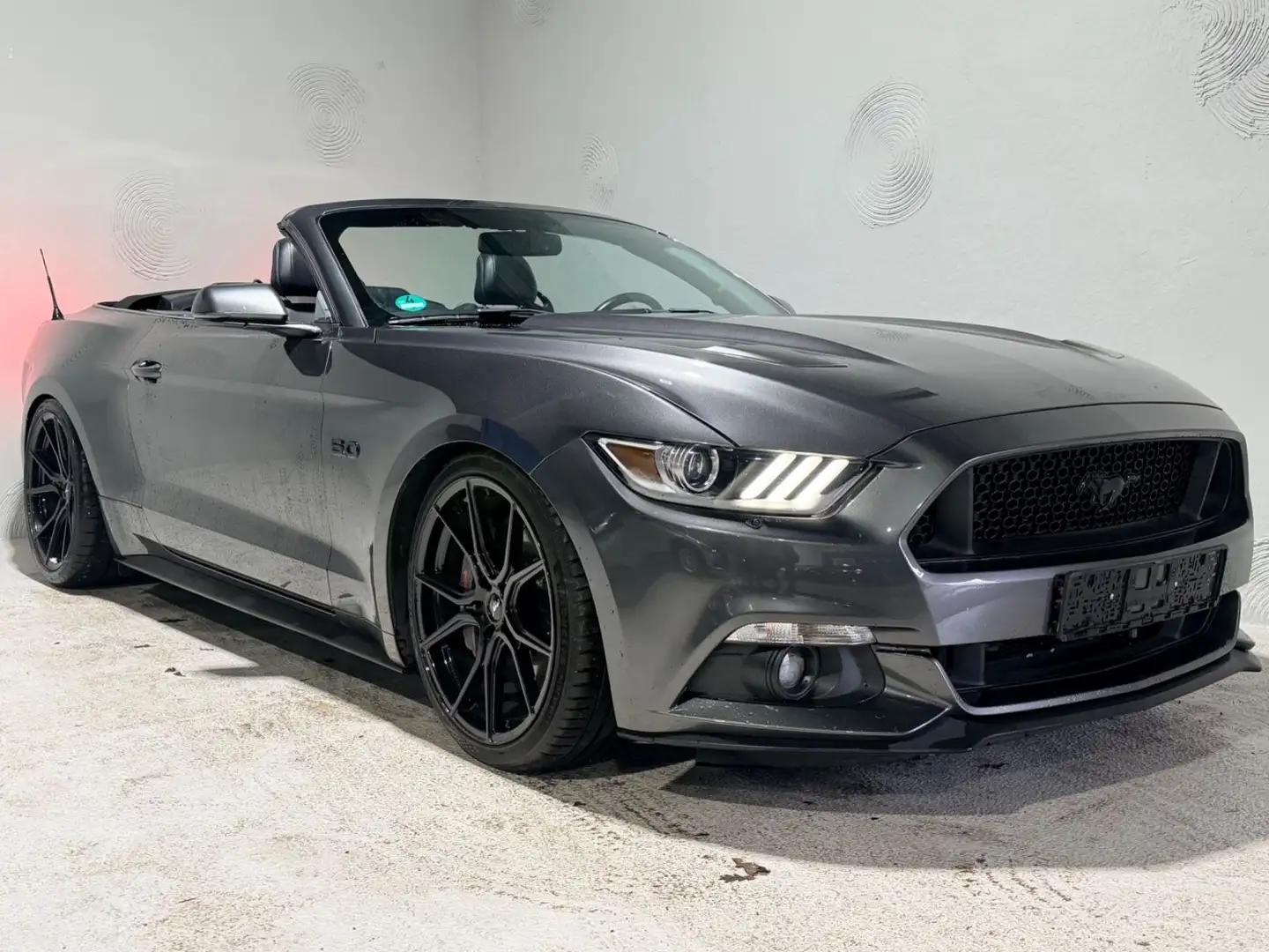 Ford Mustang V8 GT Cabrio *Einzelstück*700PS*TOP Grau - 2