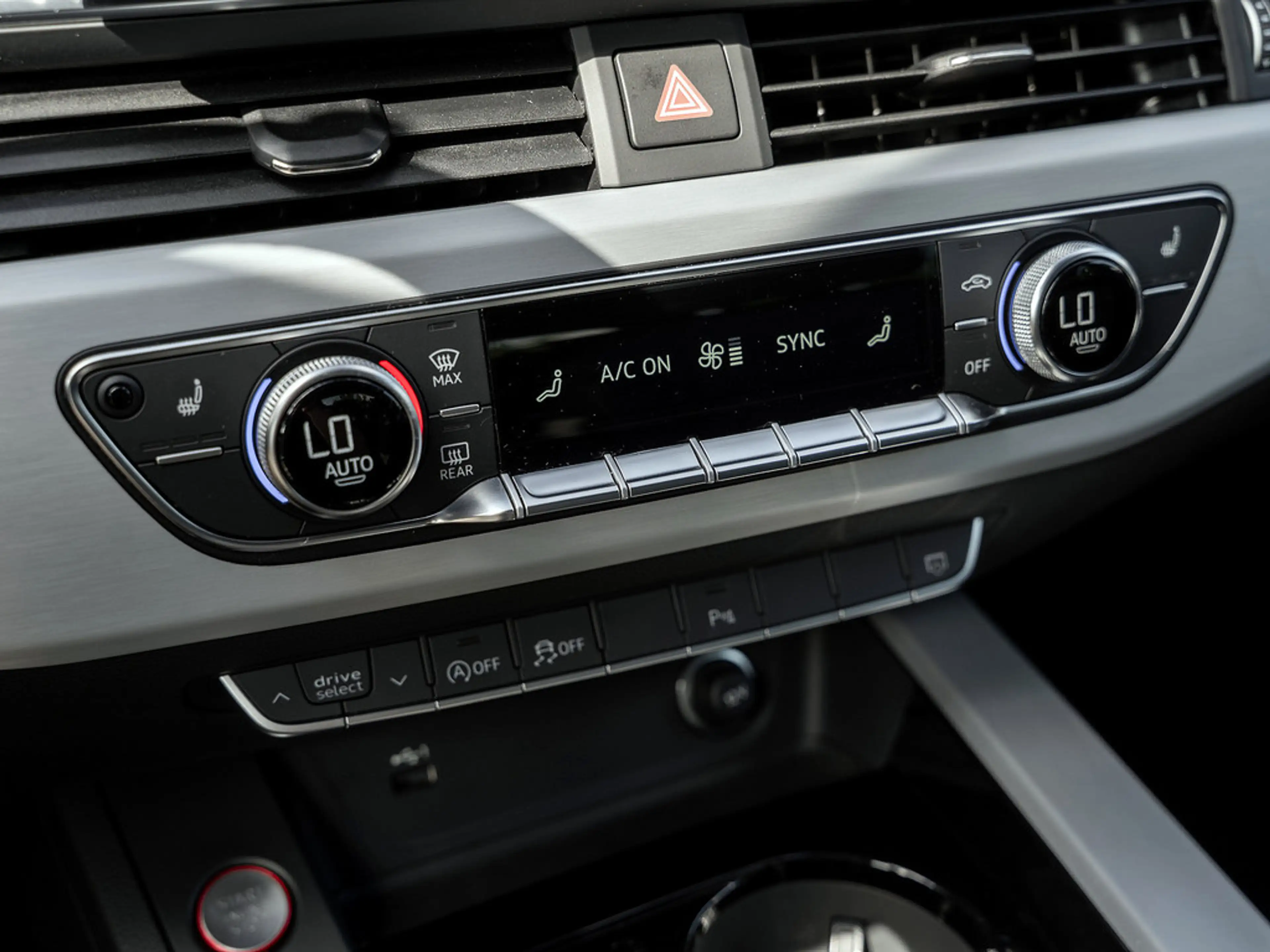 Audi S4 Avant 3.0 TDI quattro AHK LED SHZ PDC NAVI — photo 9
