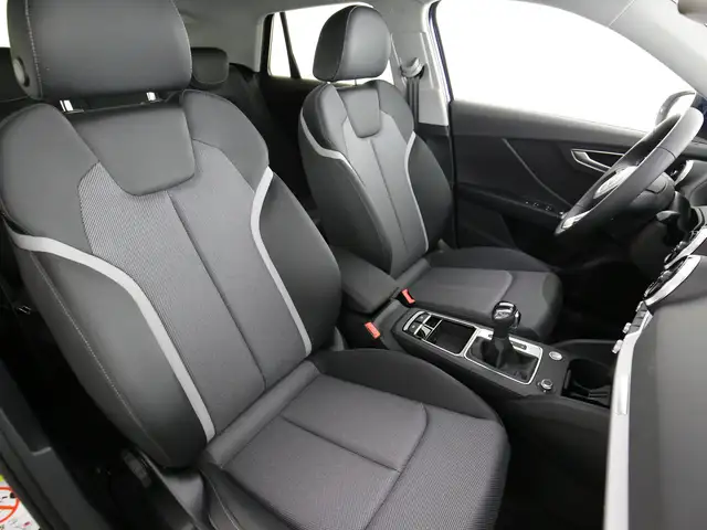 Audi Q2 view 14