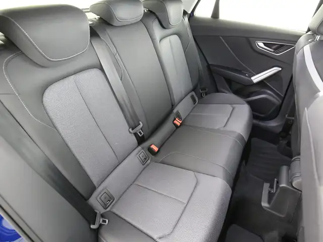 Audi Q2 view 15