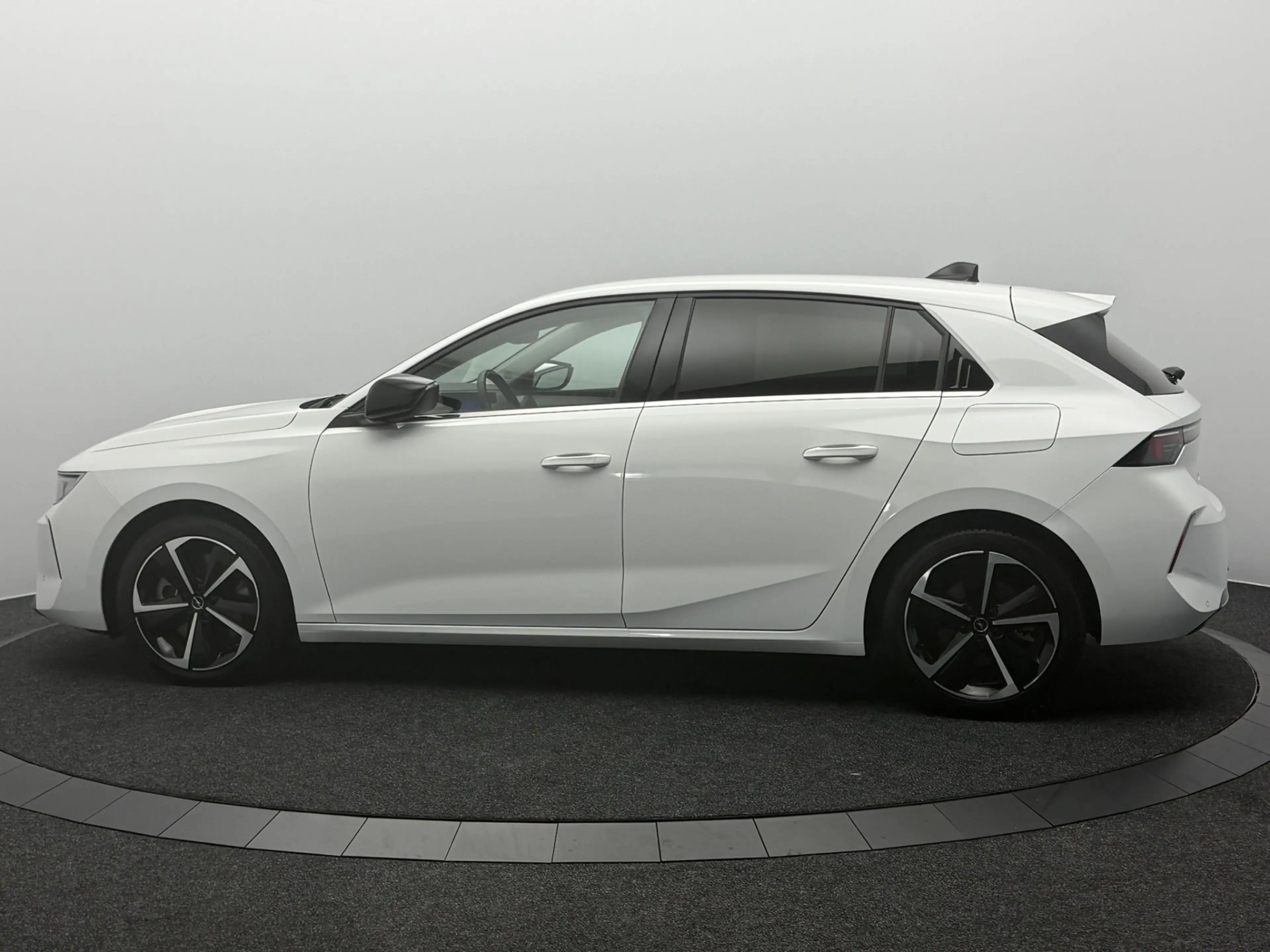 Opel Astra 1.6 Plug-In Hybrid Level 3 | Carplay NAVI | Afneem — photo 15