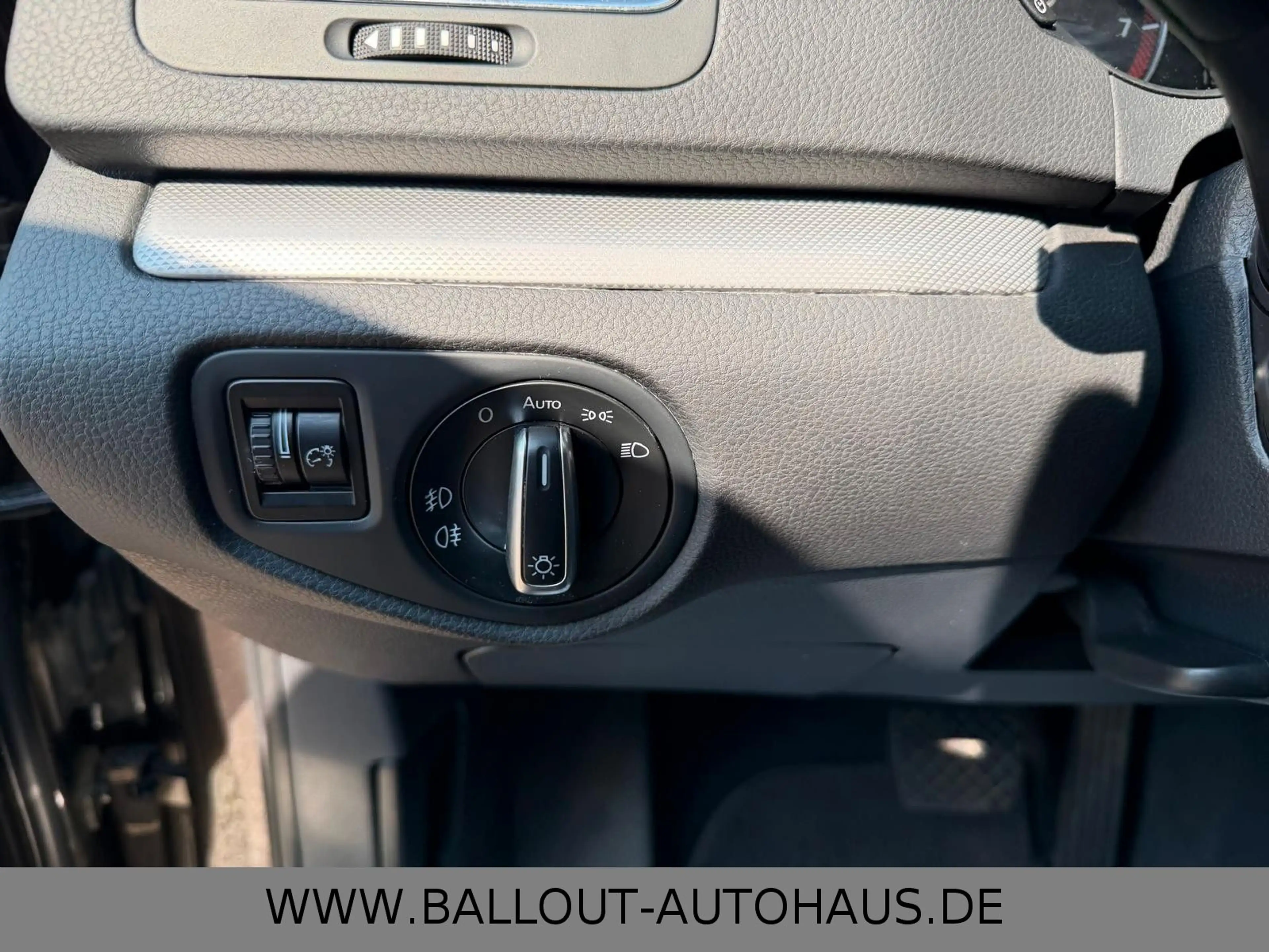 Volkswagen Sharan *2.HAND*PANO*KLIMA*XENON*7SITZER*TEMPO* — photo 10