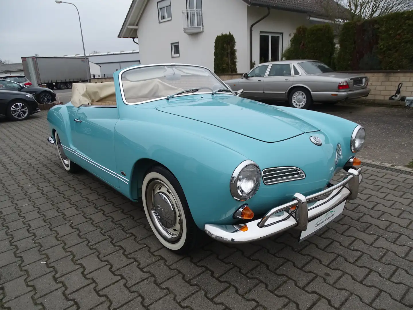 Volkswagen Karmann Ghia Cabrio vollständig restauriert Albastru - 1