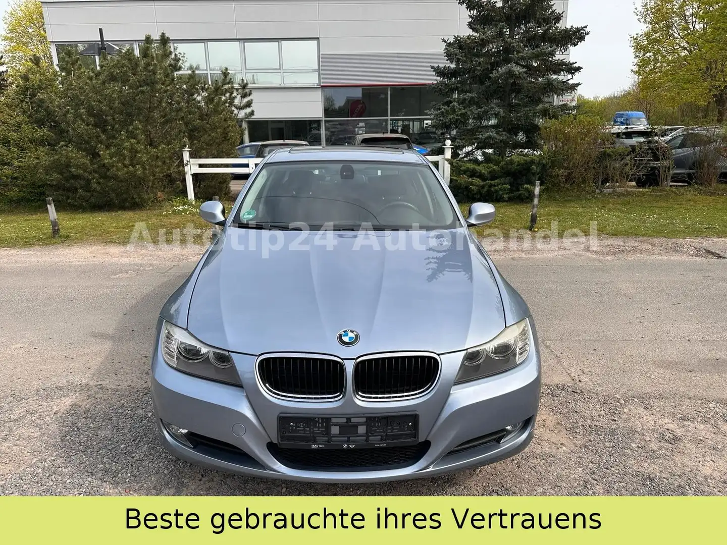 BMW 318 Baureihe 3 Lim. 318i Facelift Klima TÜV NEU Blau - 2