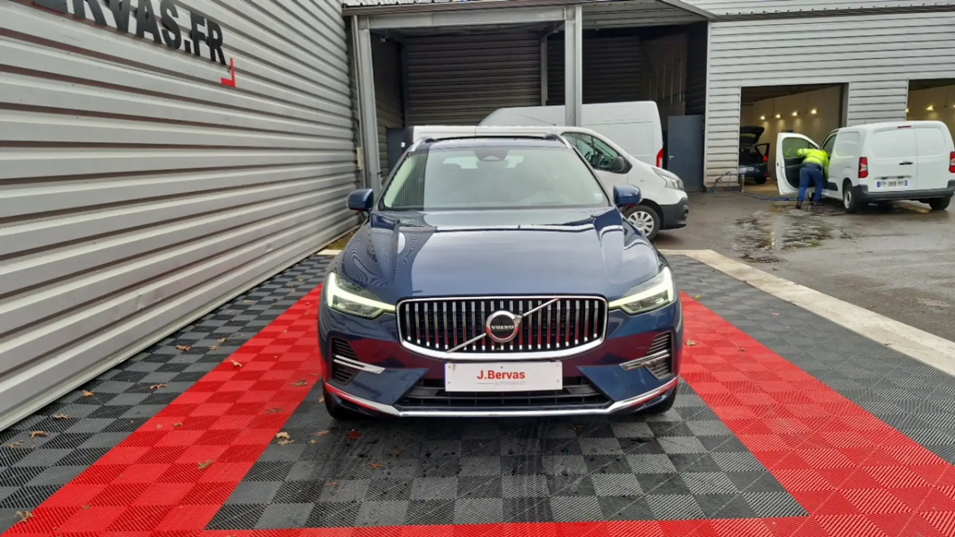 Volvo XC60 T6 RECHARGE AWD 253 CH + 145 GEARTRONIC 8 ULTIMATE S Bleu - 2