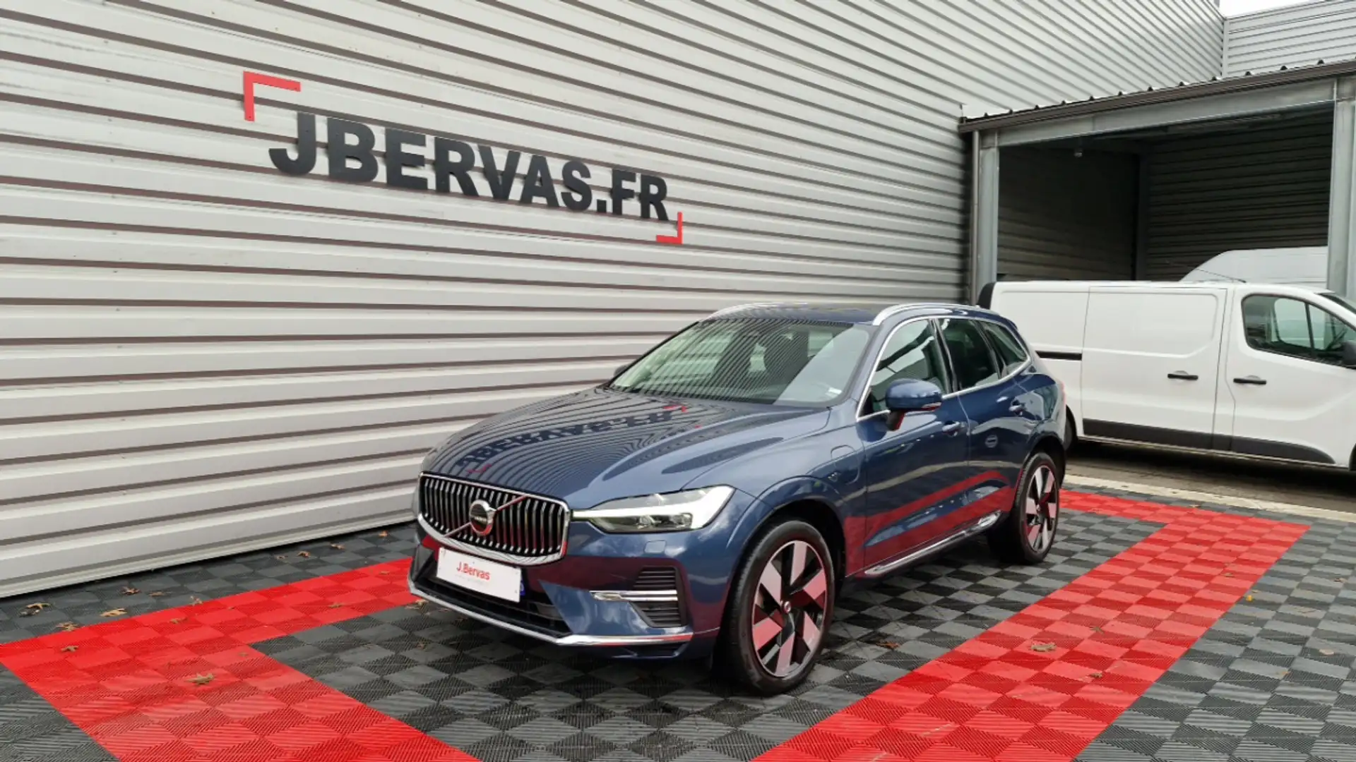 Volvo XC60 T6 RECHARGE AWD 253 CH + 145 GEARTRONIC 8 ULTIMATE S Bleu - 1
