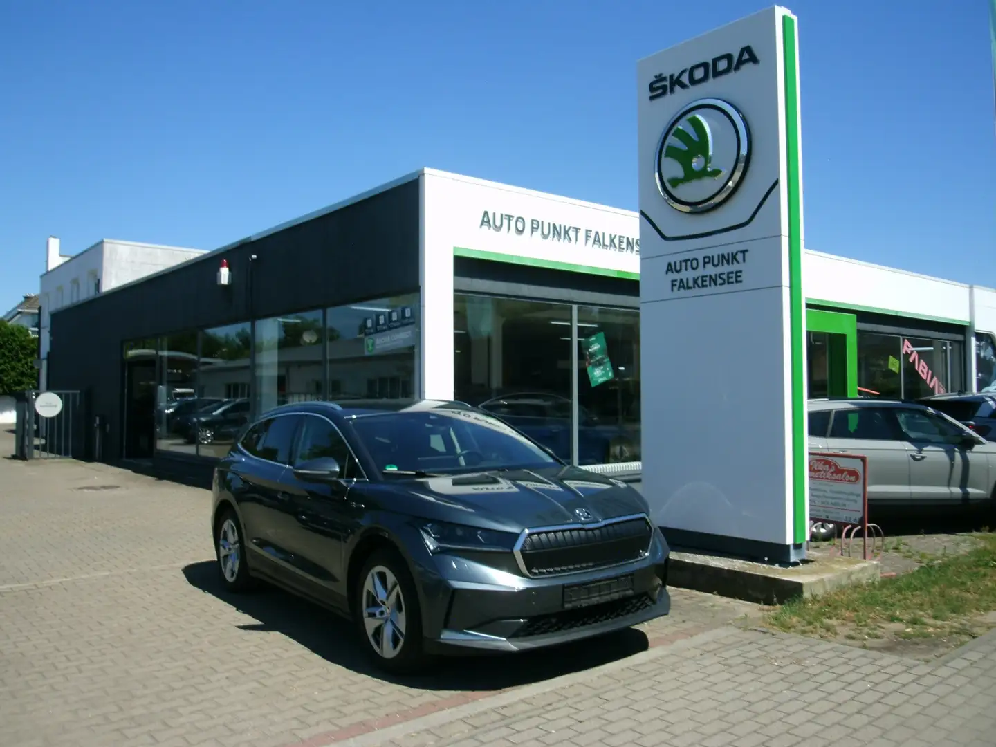Skoda Enyaq 80 Suite Grau - 1