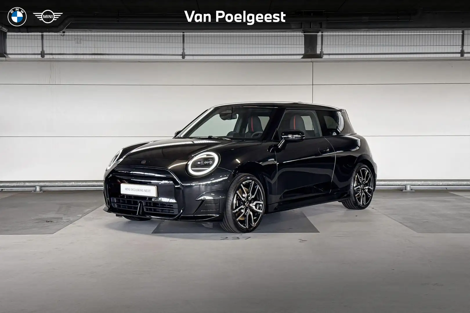 MINI John Cooper Works E 3-deurs Cooper M 40.7 kWh Negro - 1