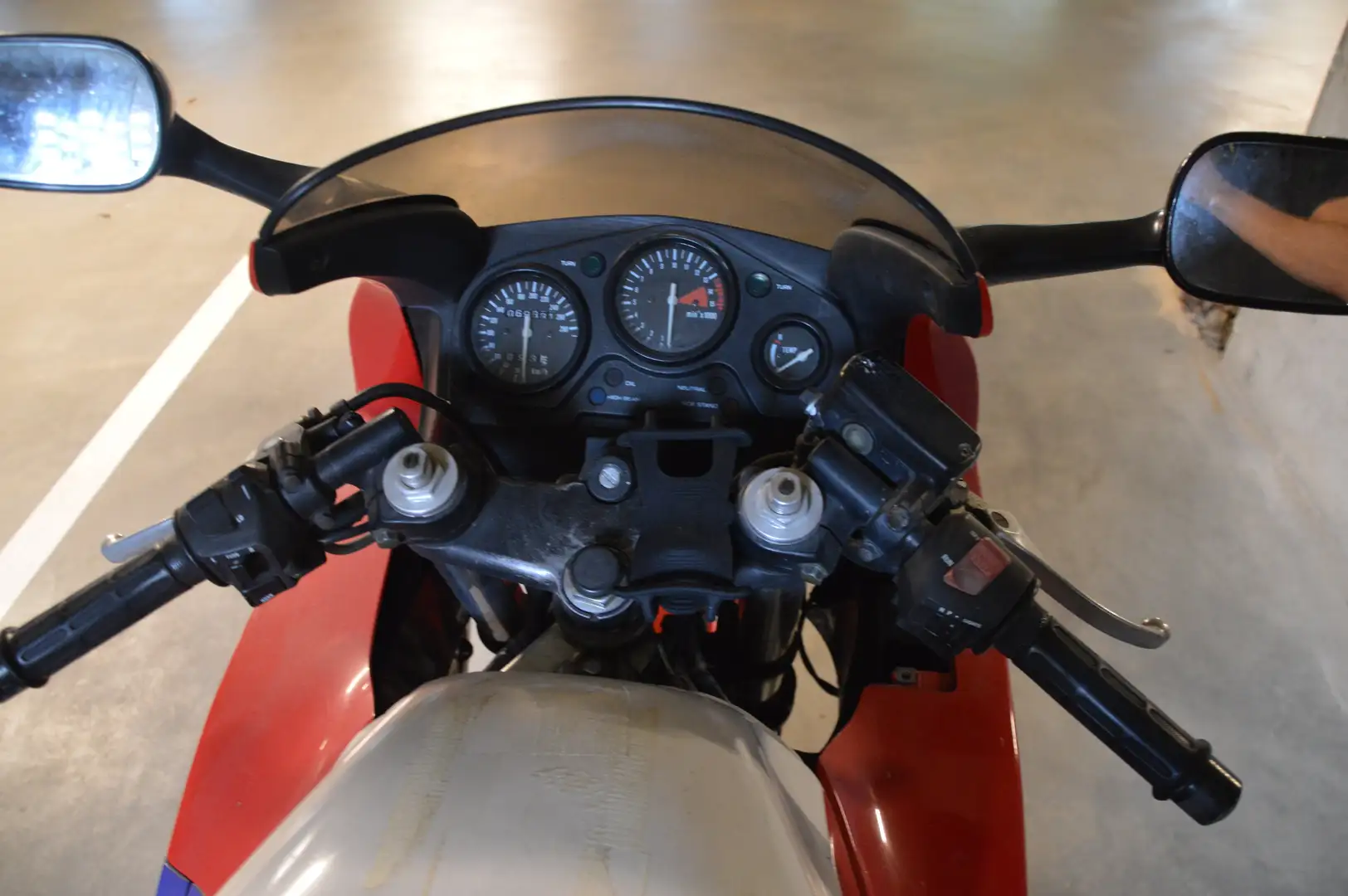Honda CBR 600 f Rojo - 1