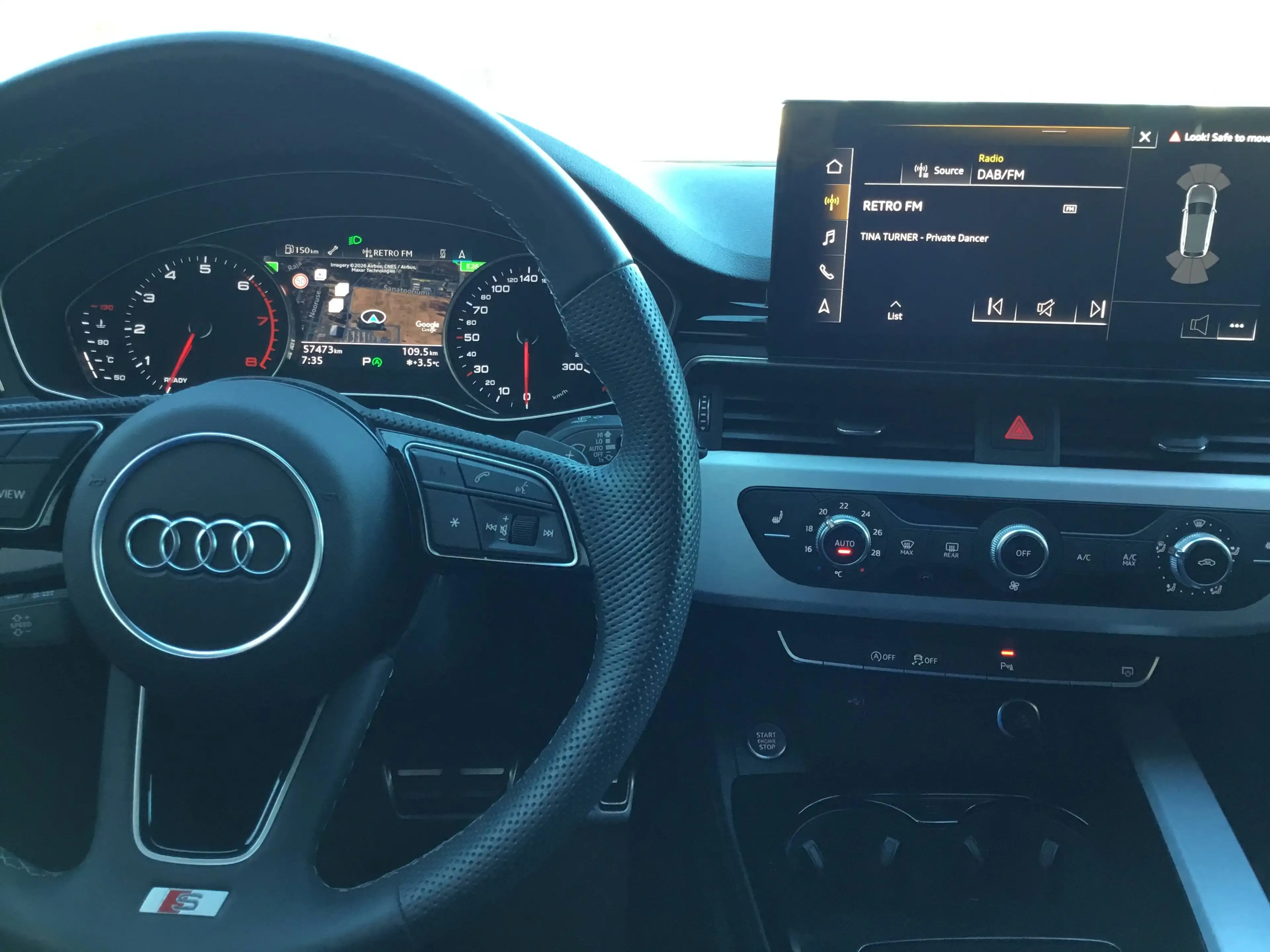 Audi A4 35 TFSI S line — photo 15