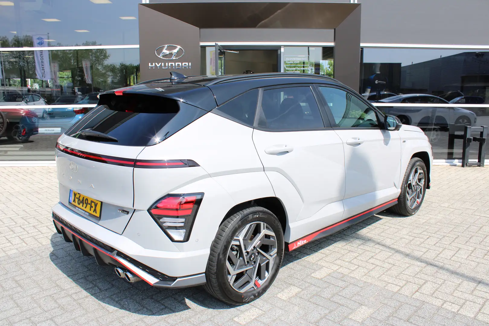 Hyundai KONA 1.6 GDI HEV N Line | Rondomzicht camera | Adaptive Grijs - 2