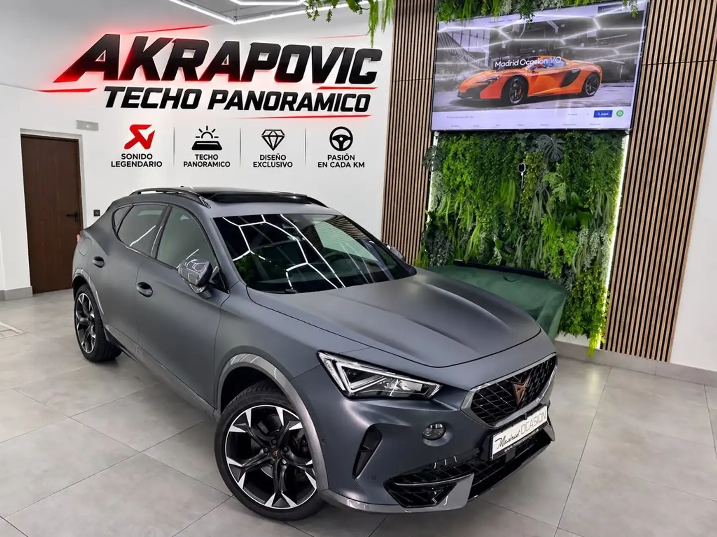 CUPRA Formentor 2.0 TSI 310 VZ DSG 4Drive Gris - 1
