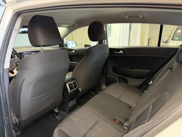Kia Sportage view 11
