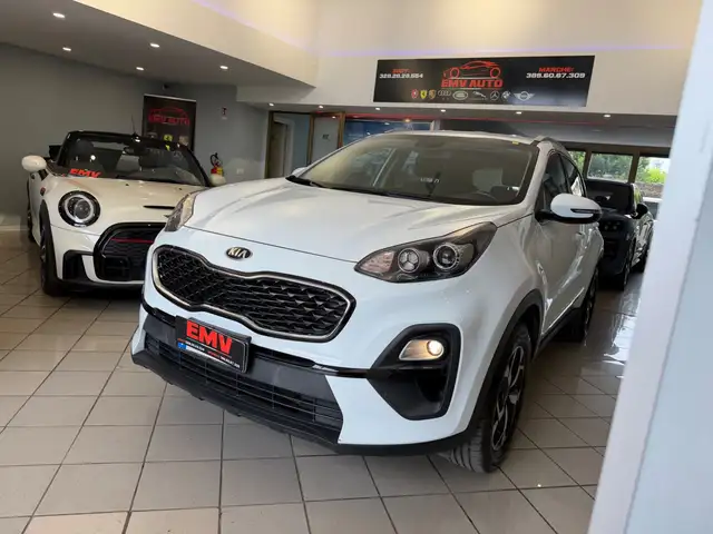 Kia Sportage view 4