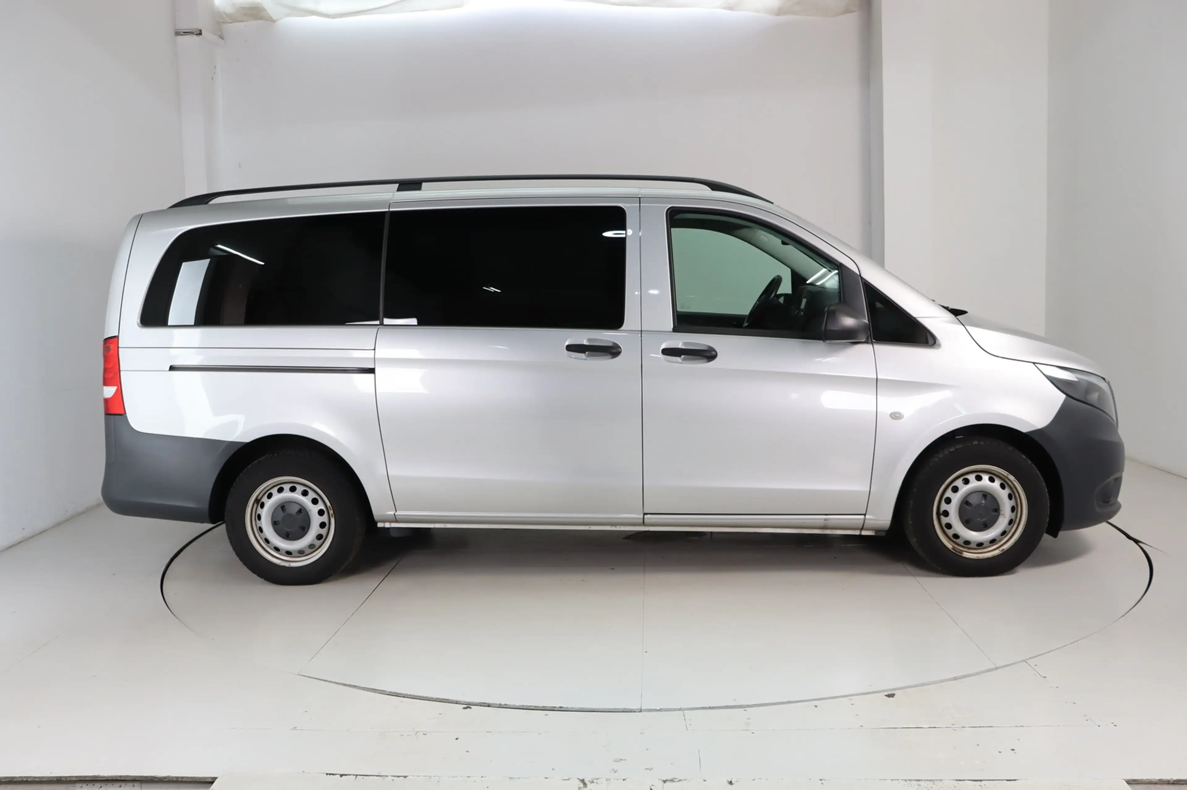 Mercedes-Benz Vito Tourer lang Pro * 9-Sitzer * RFK — photo 4