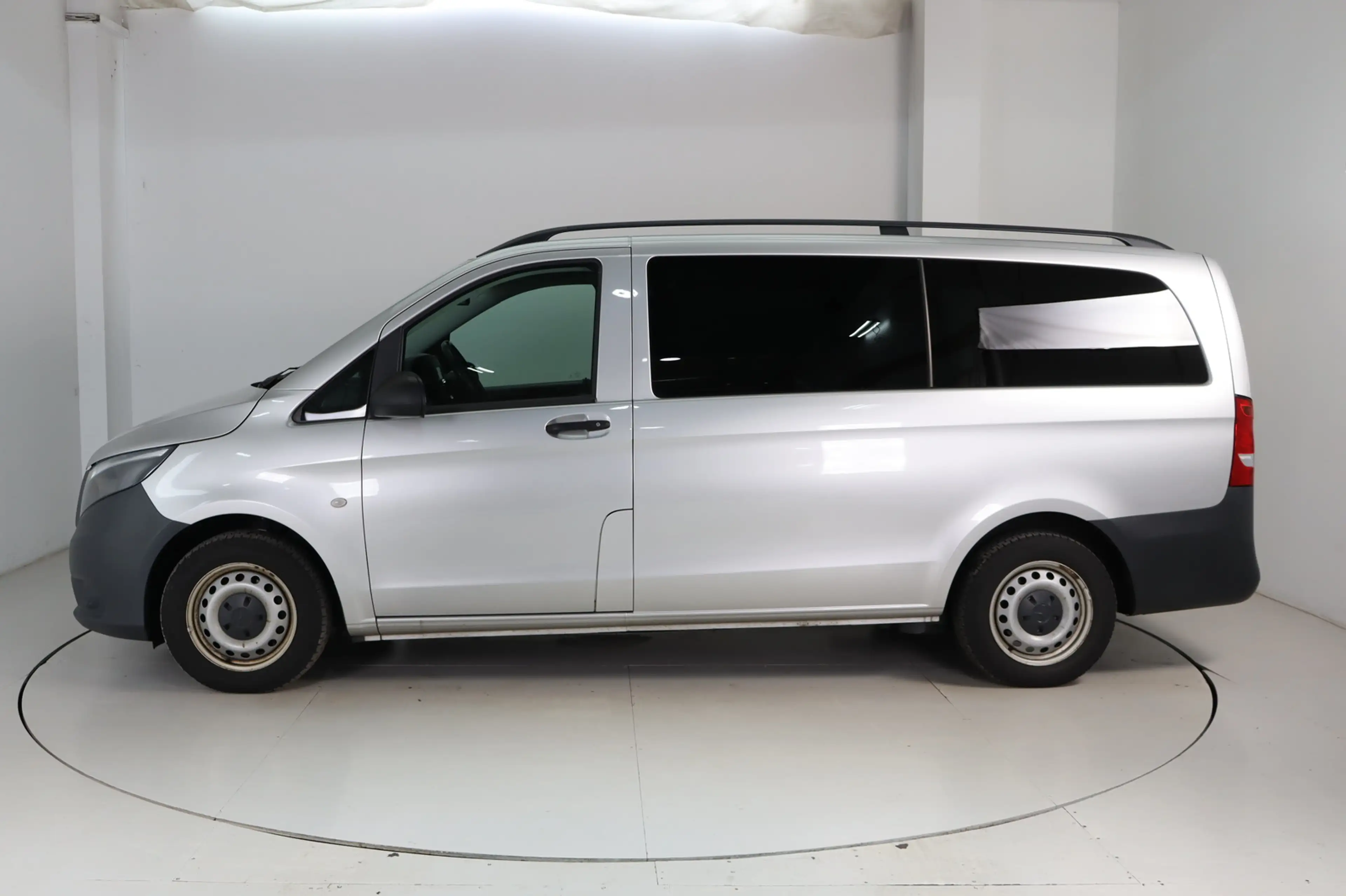 Mercedes-Benz Vito Tourer lang Pro * 9-Sitzer * RFK — photo 8