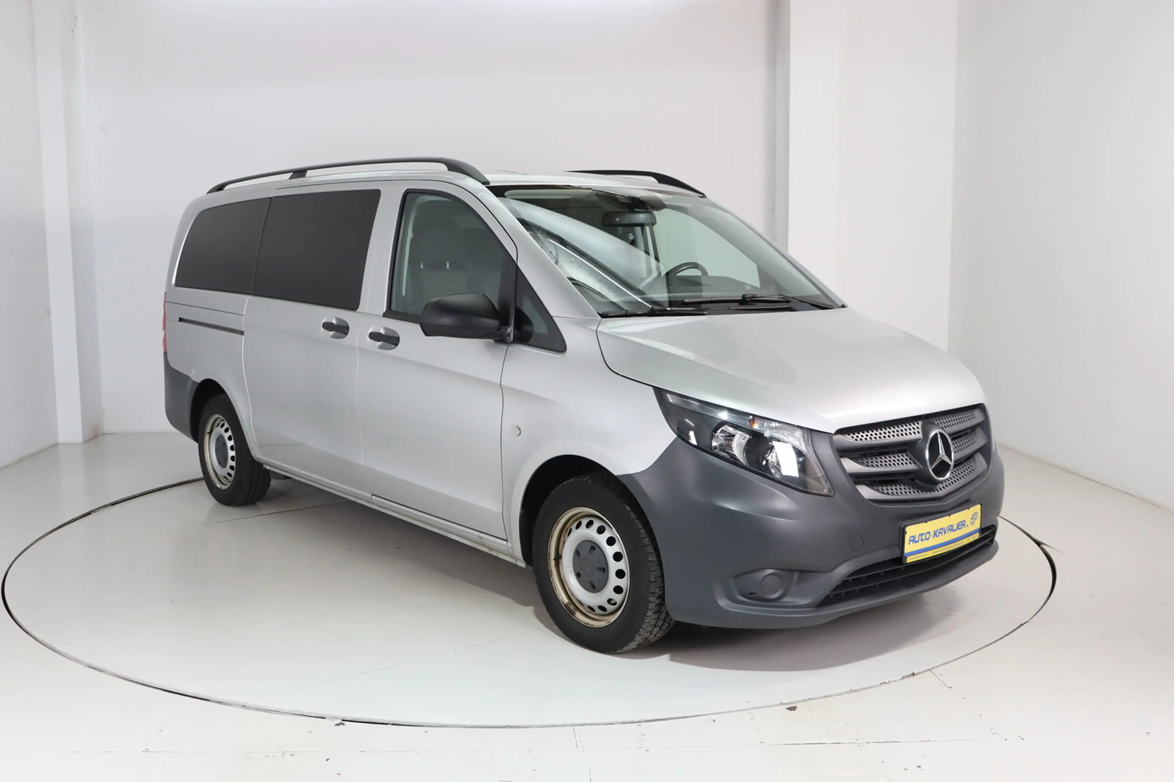 Mercedes-Benz Vito Tourer lang Pro * 9-Sitzer * RFK — photo 3