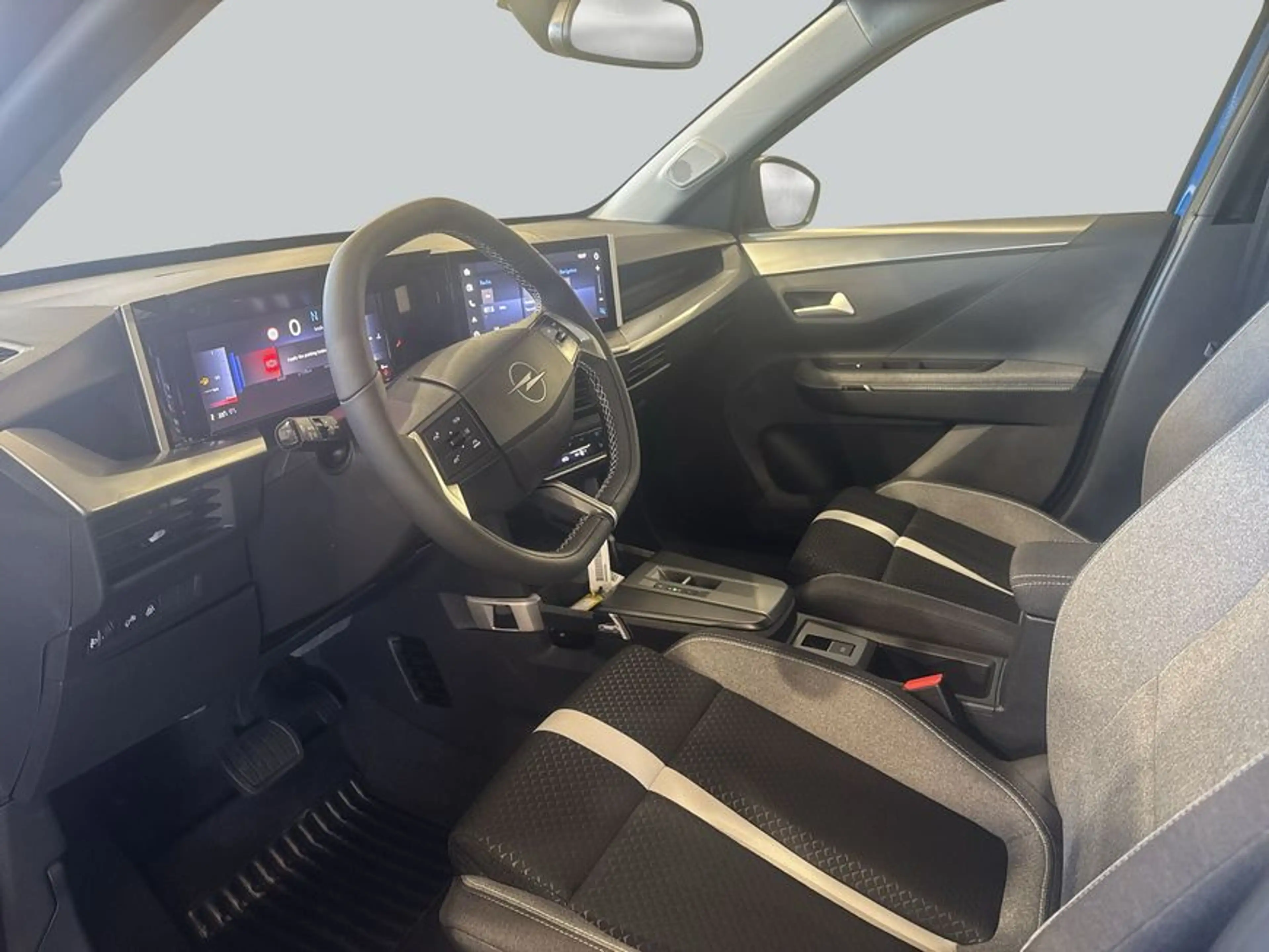 Opel Frontera 1.2 DI Hybrid 48V eDCT GS 100 kW, 5-türig — photo 9