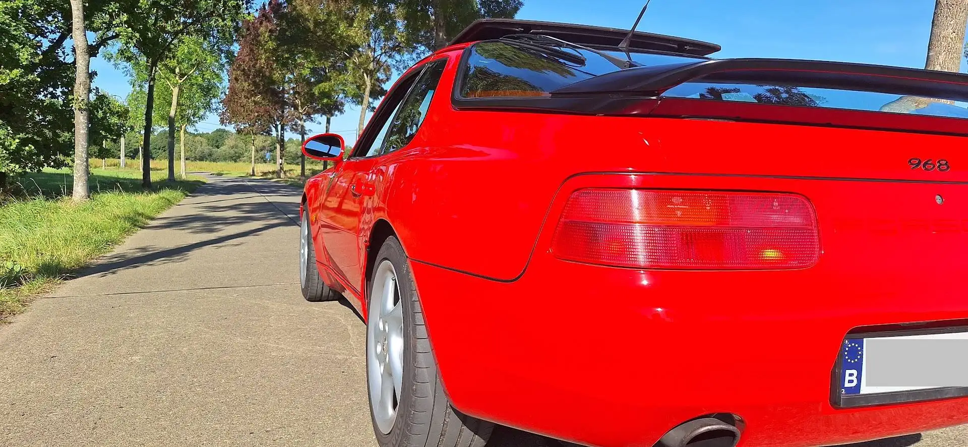 Porsche 968 targa Rot - 2