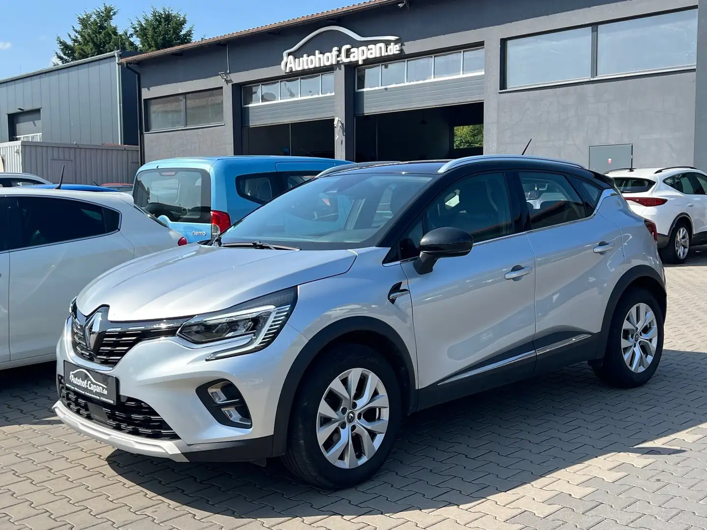 Renault Captur Captur II Intens/PDC/Navi/Eu6/TUV Neu/ZV/SHZ/Alu Silber - 1