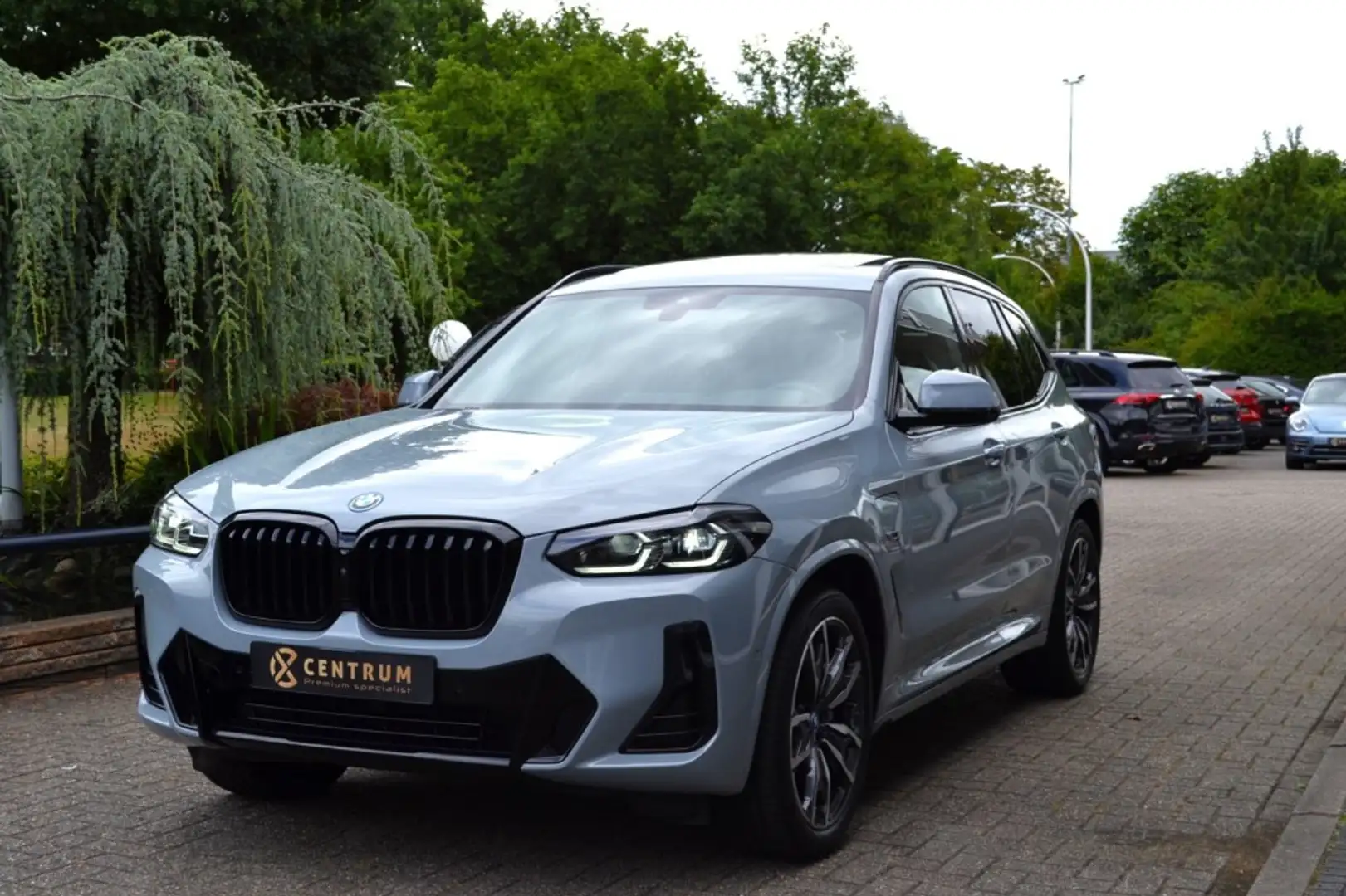 BMW X3 xDrive 30e M-Sport / Pano / HuD / Trekhaak Grijs - 1