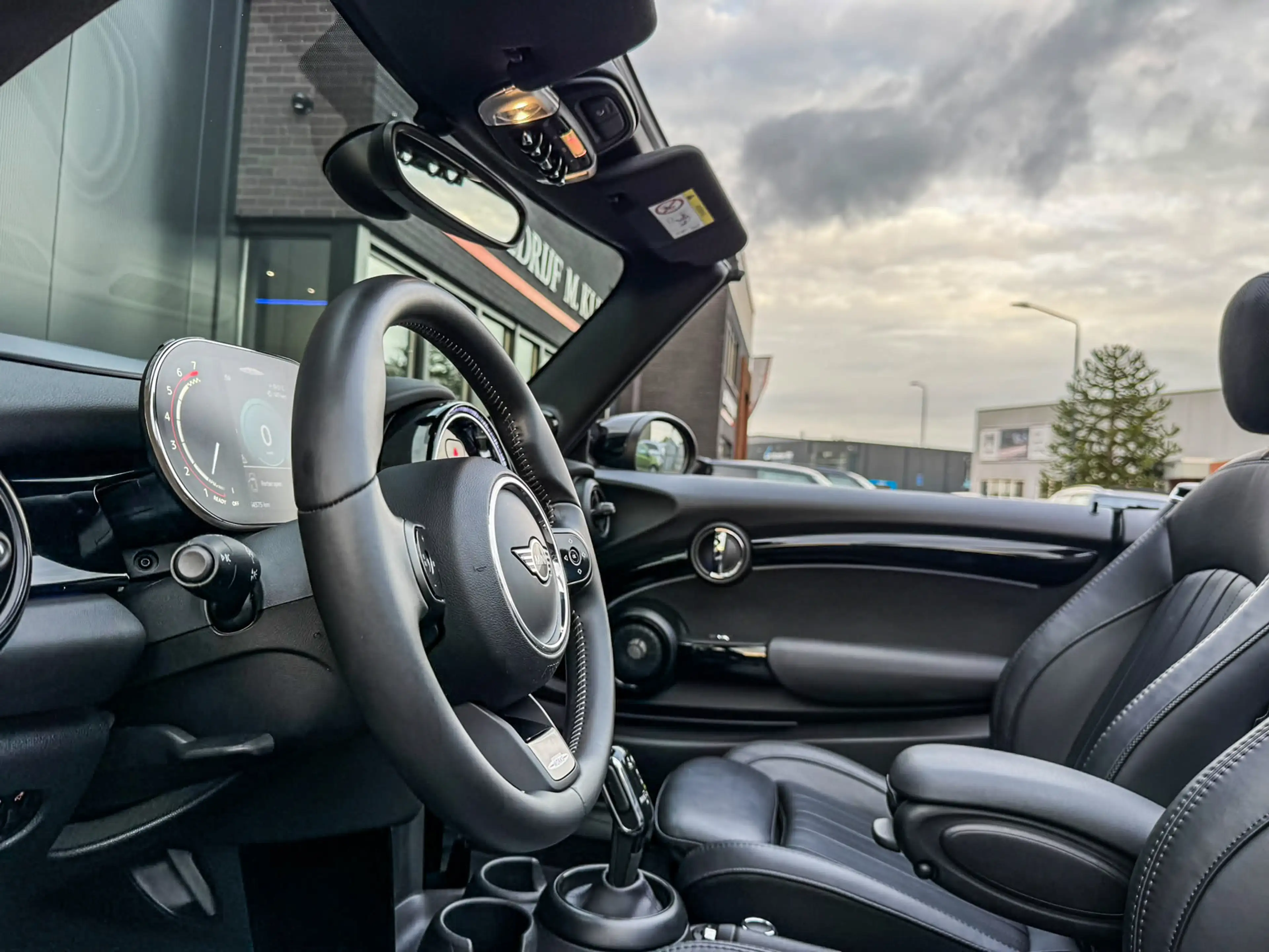 MINI John Cooper Works Cabrio 2.0 JCW Pack F1 aut 231pk/Leer/Hk/Navi/Head up/Btw — photo 6