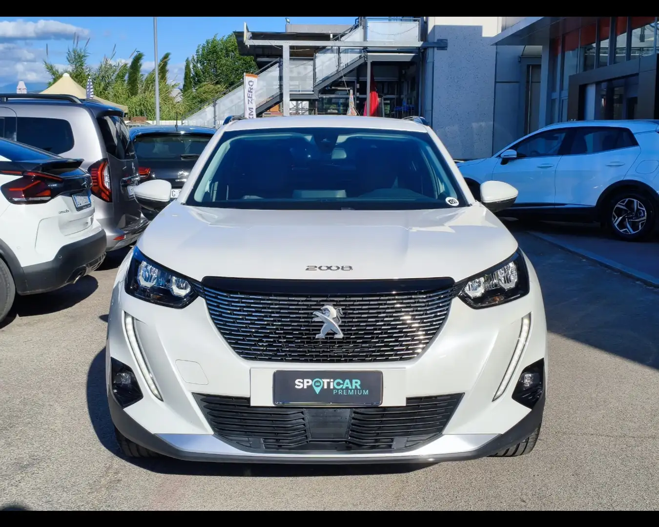 Peugeot 2008 1.2 PureTech Allure Bianco - 2