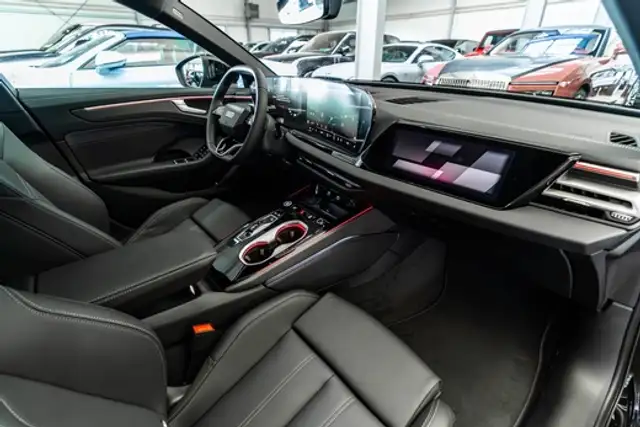 Audi A6 view 9