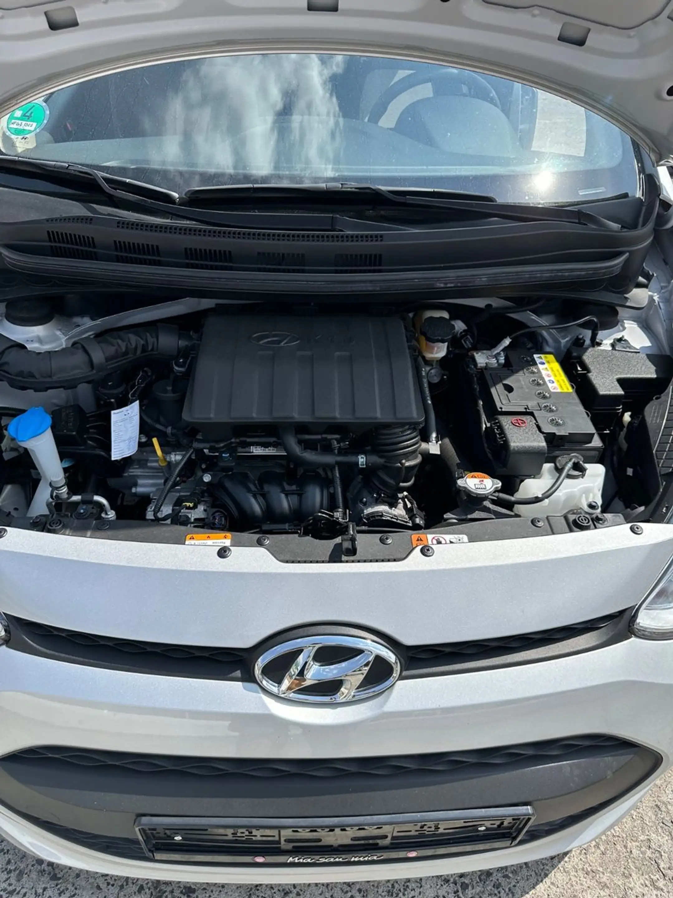 Hyundai i10 Classic Klimaautomatik Euro 6 Tüv 03.28 — photo 8