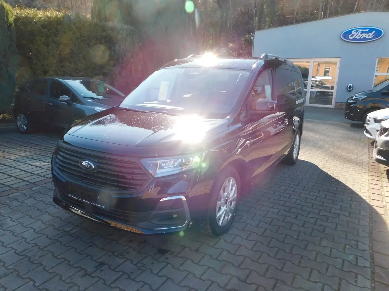 Ford Grand Tourneo Connect Titanium 3