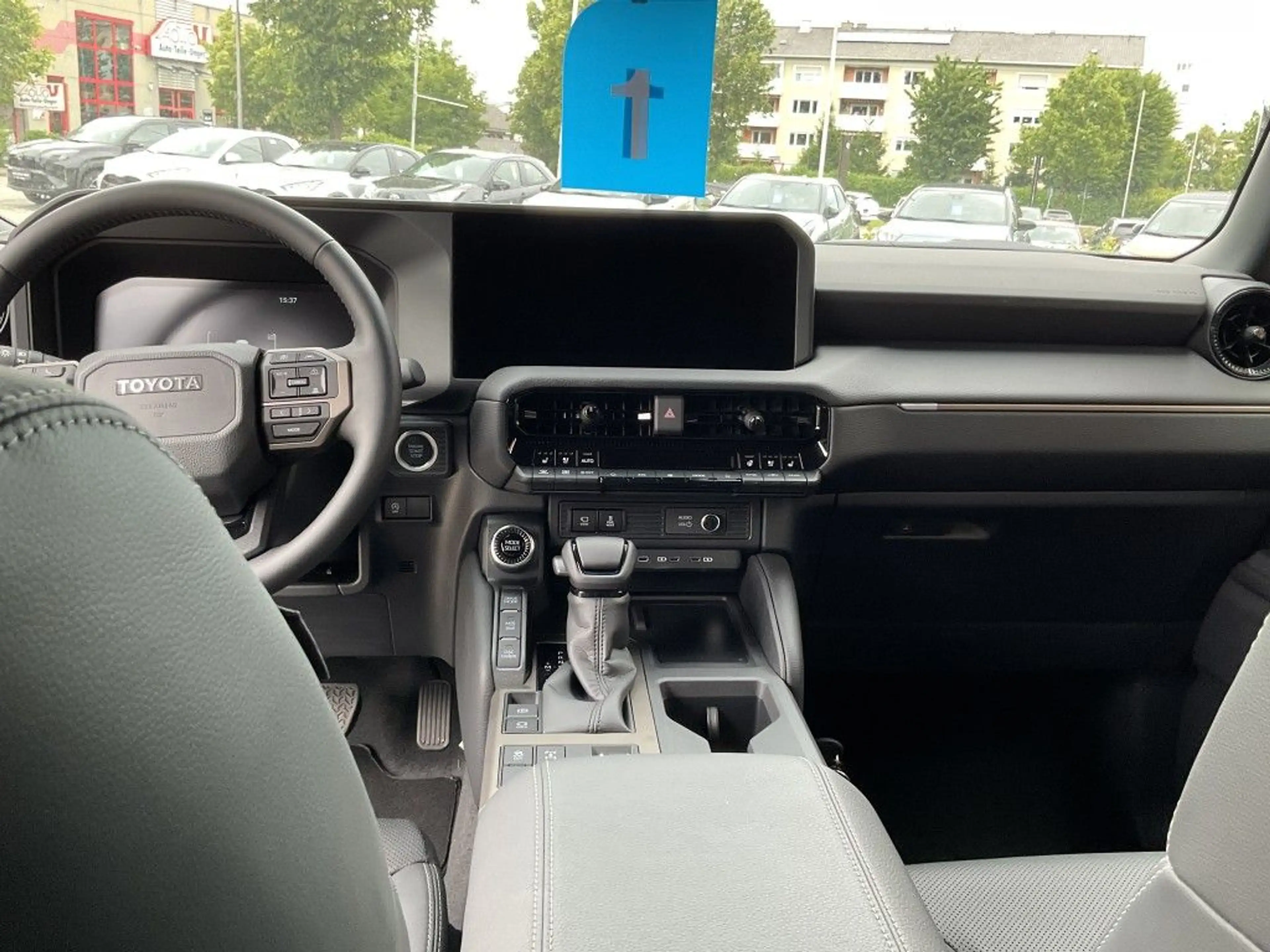 Toyota Land Cruiser 2.8 D-4D Mild-Hybrid Automatik Executive — photo 12