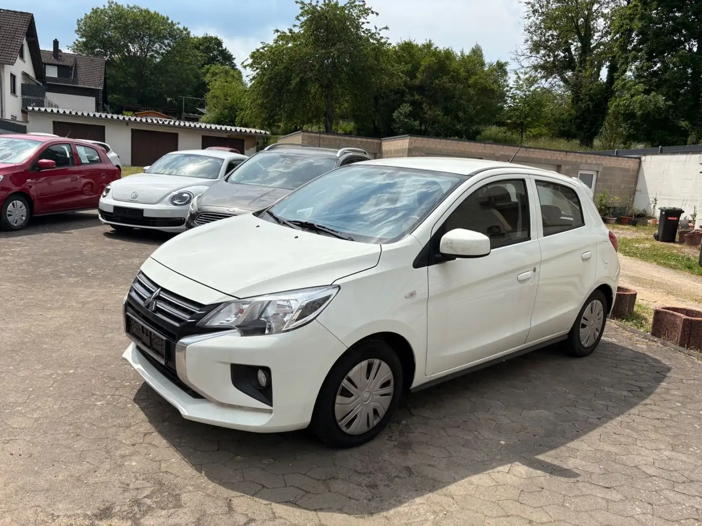 Mitsubishi Space Star 1.2 MIVEC Select Weiß - 2