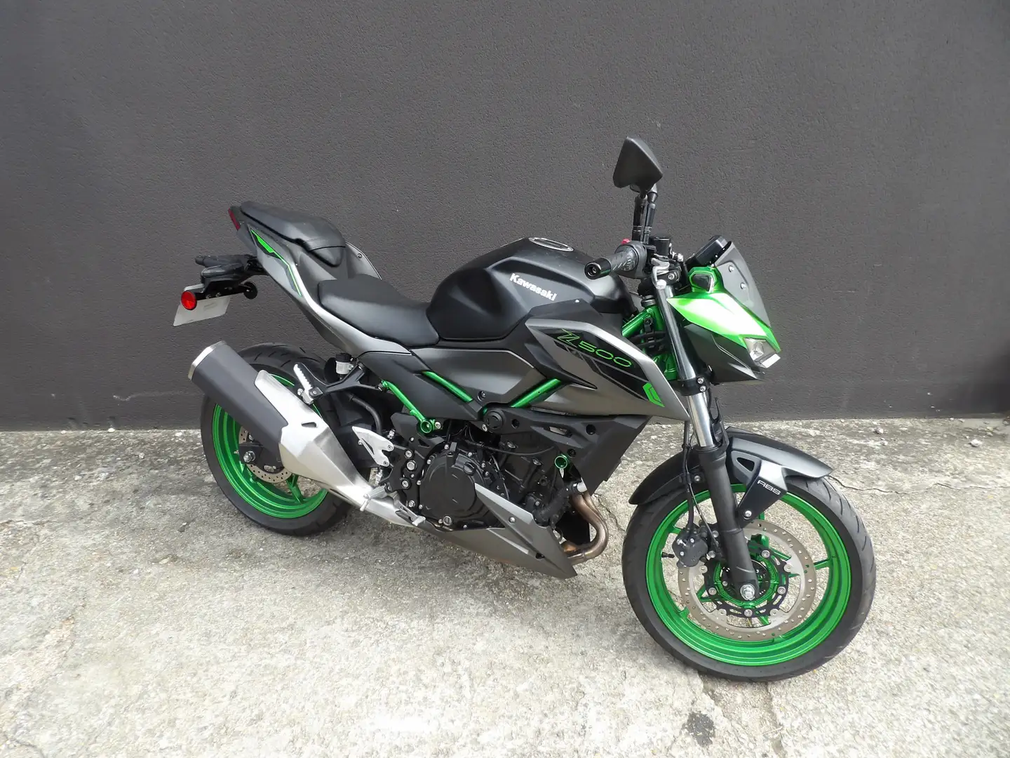 Kawasaki Z 500 SE Vert - 1