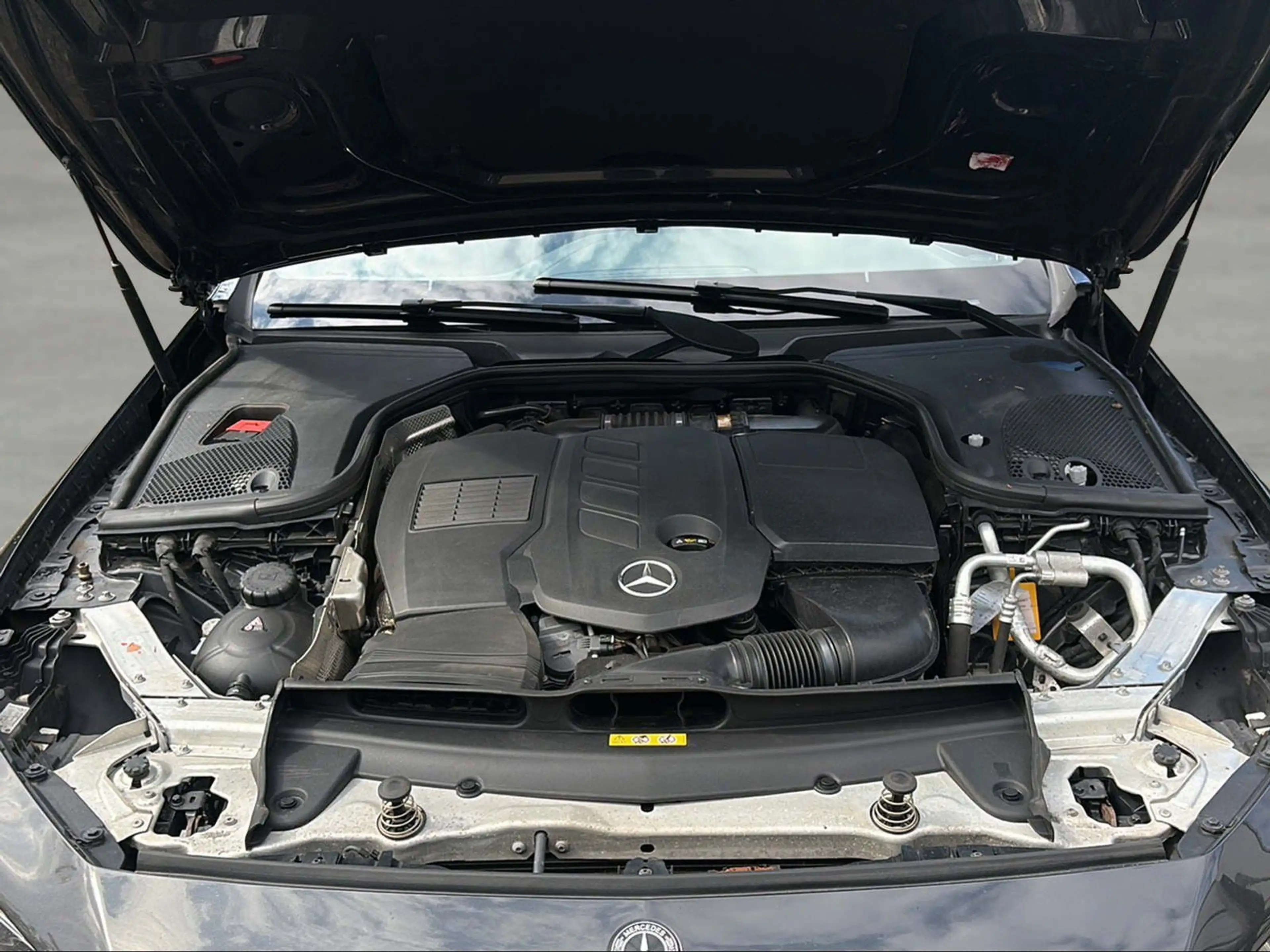 Mercedes-Benz CLS 300 d Coupé AMG DSC 360° BURMESTER MULTIBEAM — photo 12