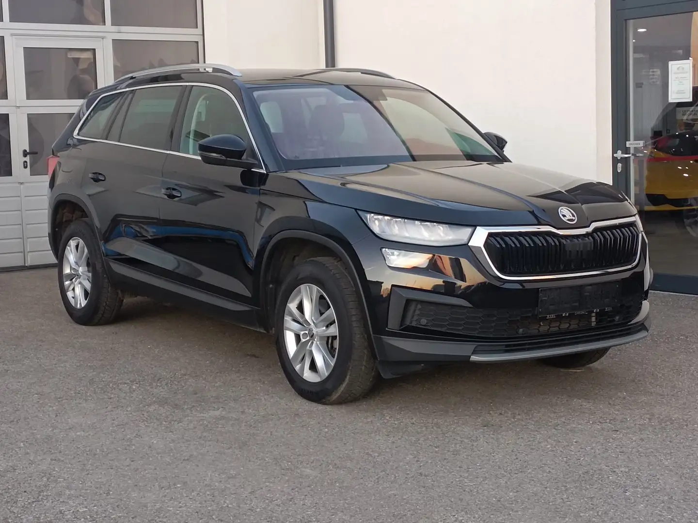 Skoda Kodiaq 2,0 TDI Ambition SC DSG,LEDER,APP,LED,Kamera Schwarz - 1