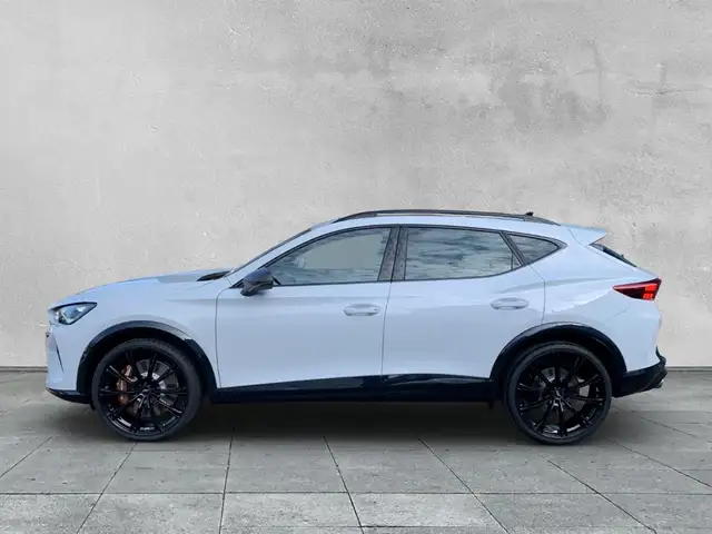 Cupra Formentor view 2