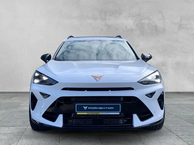 Cupra Formentor view 8
