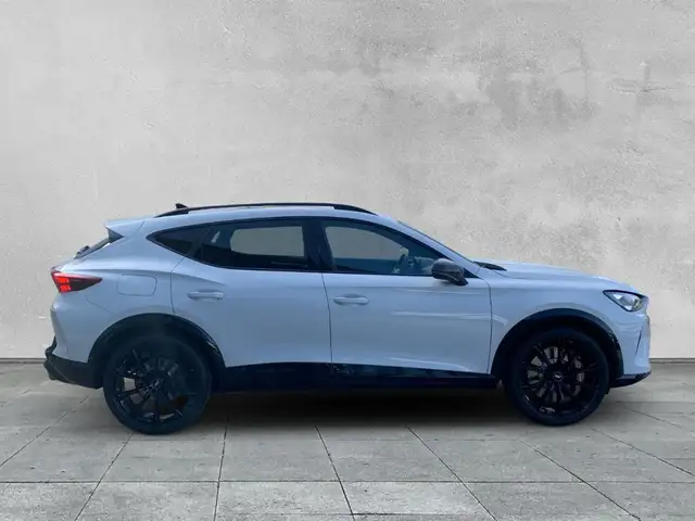 Cupra Formentor view 6